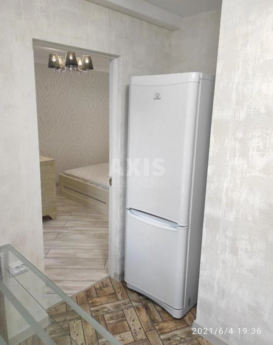 1k apartment vul. Entuziastiv 29/1720633