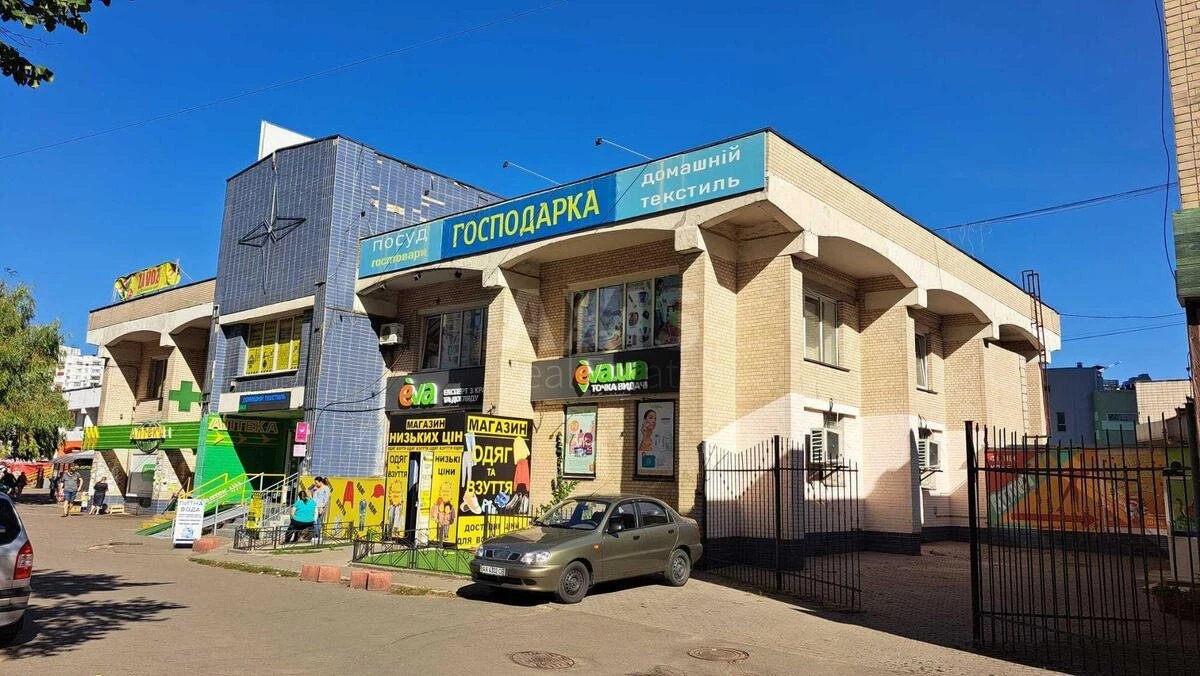 Trade object vul. Revuc'kogo 12А, 260m268000