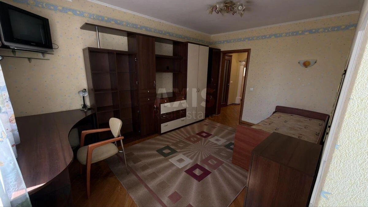 3к квартира ул. Вишняковская 136796811