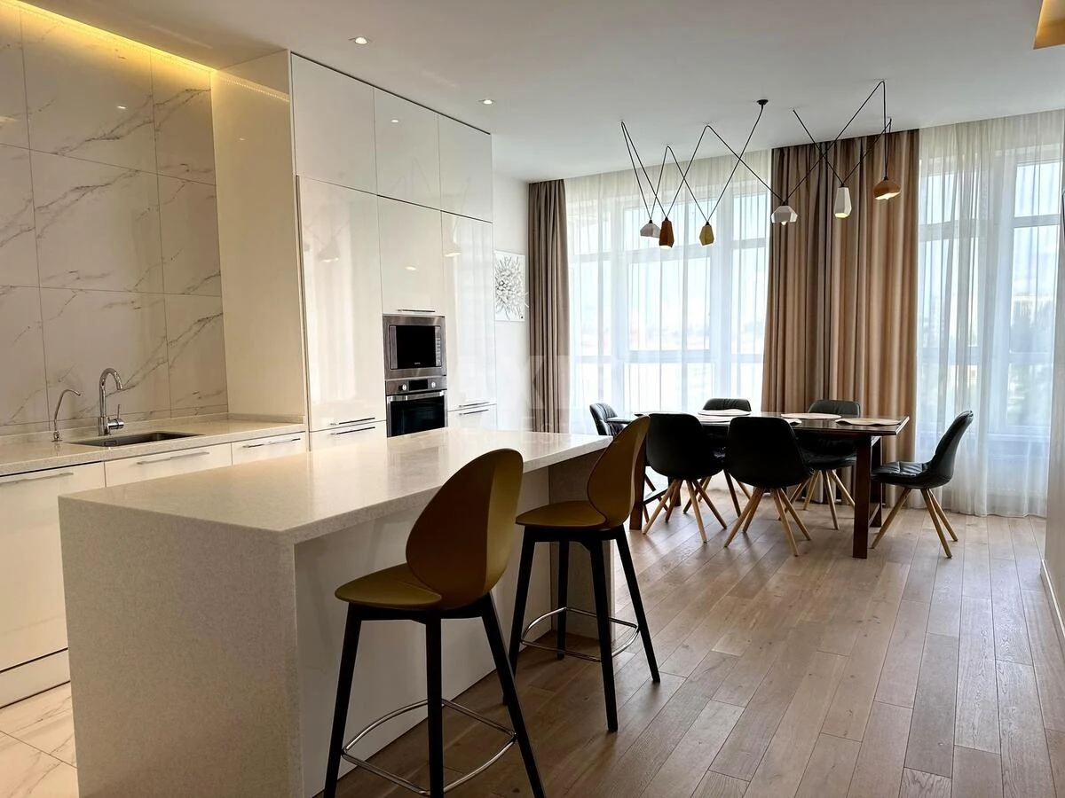 3k apartment uzv. Klovs'kyj 7676730