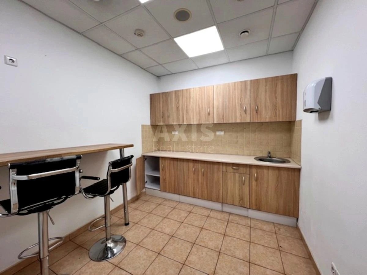 Office vul. Velyka Vasyl'kivs'ka 77А, 492m2692637