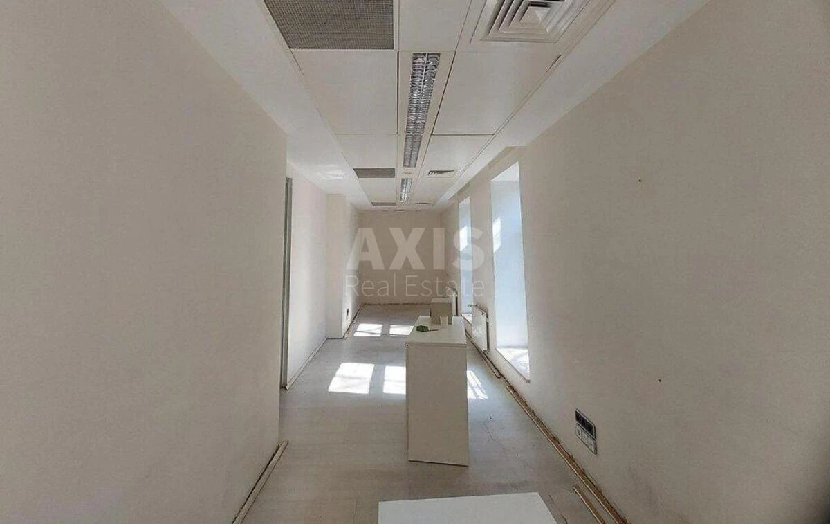 Office vul. Vozdvyzhens'ka 56, 400m2650772