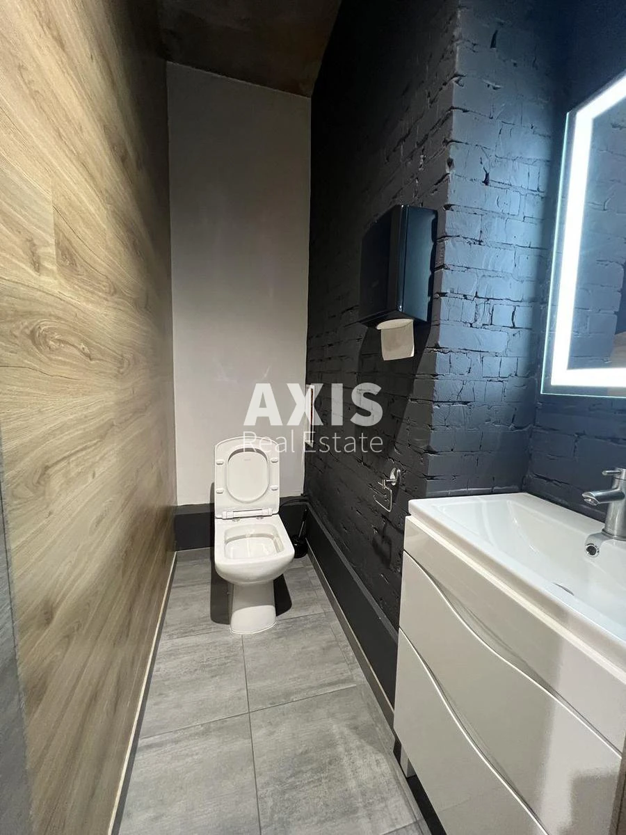 Office vul. Vasylya Tyutyunnyka , 102m2463160