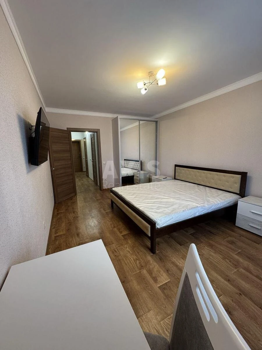 1k apartment vul. Konopljans'ka 22Б695623