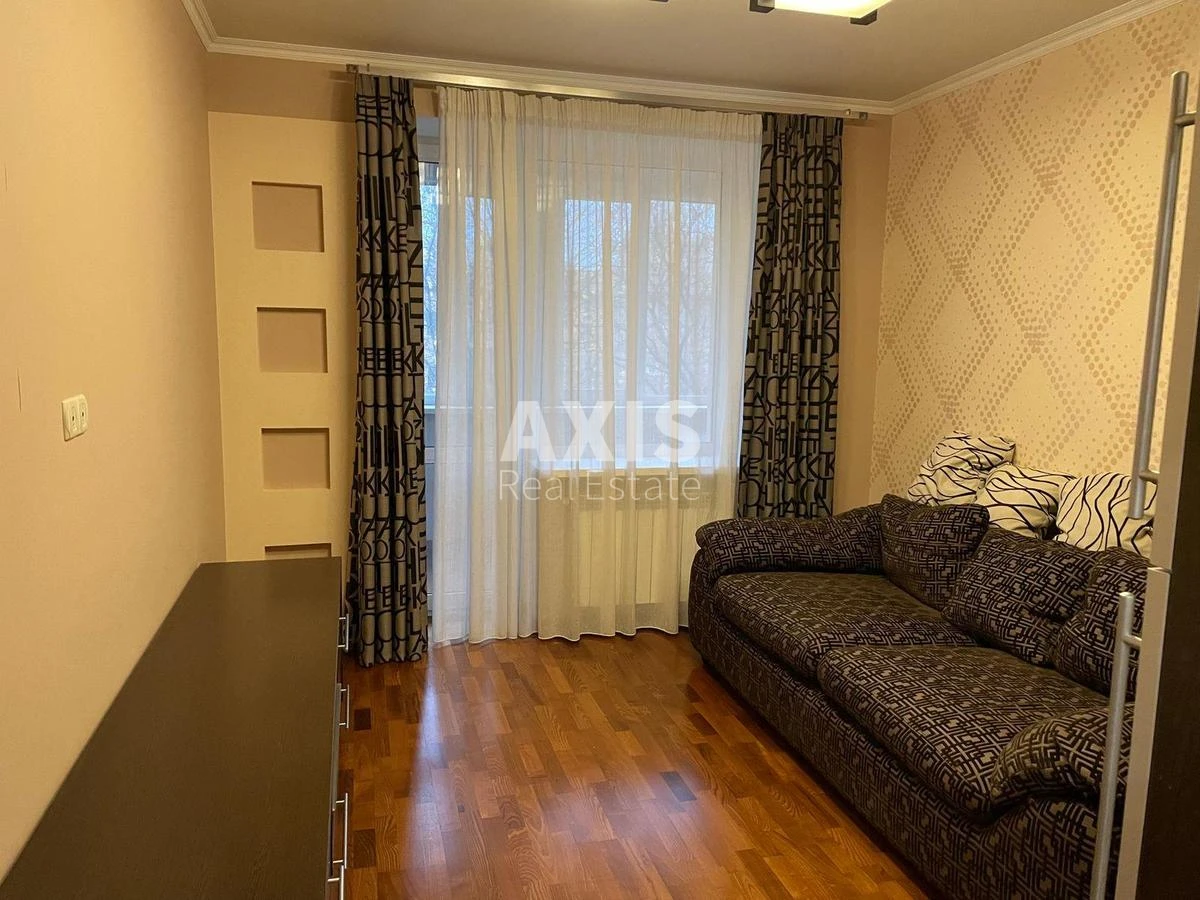 3k apartment vul. Saljutna one B440863