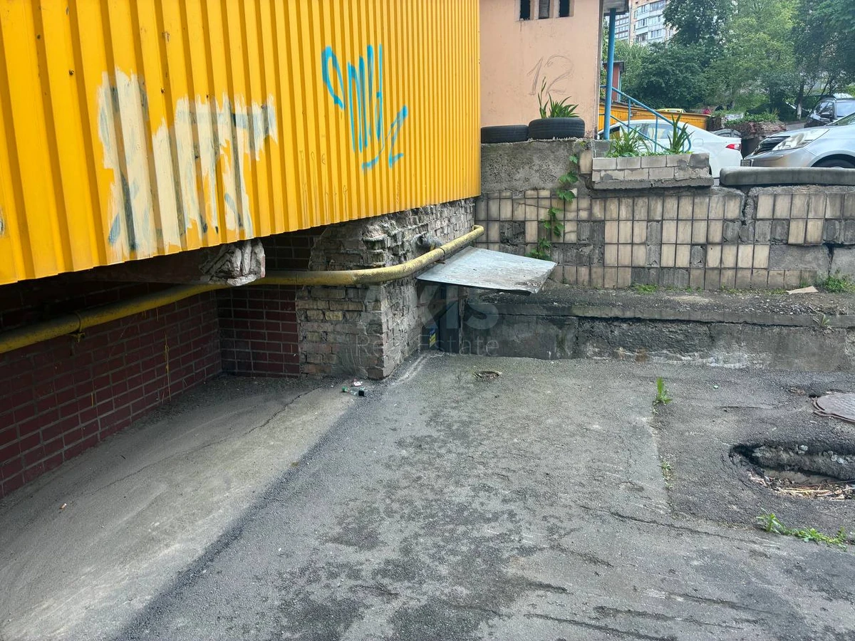 Service object vul. Petropavlivs'ka 12, 113m2546515