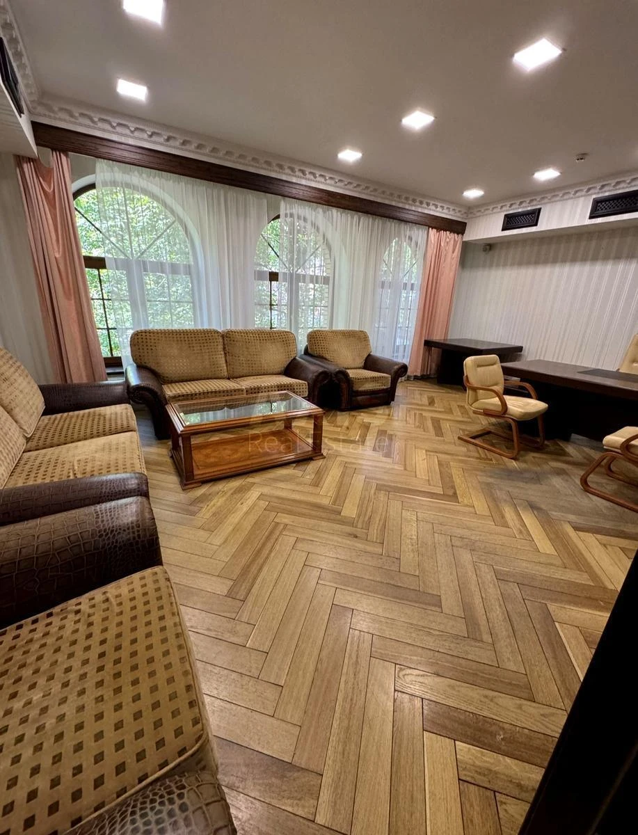 Офис ул. Жилянская 72, 130м2668877