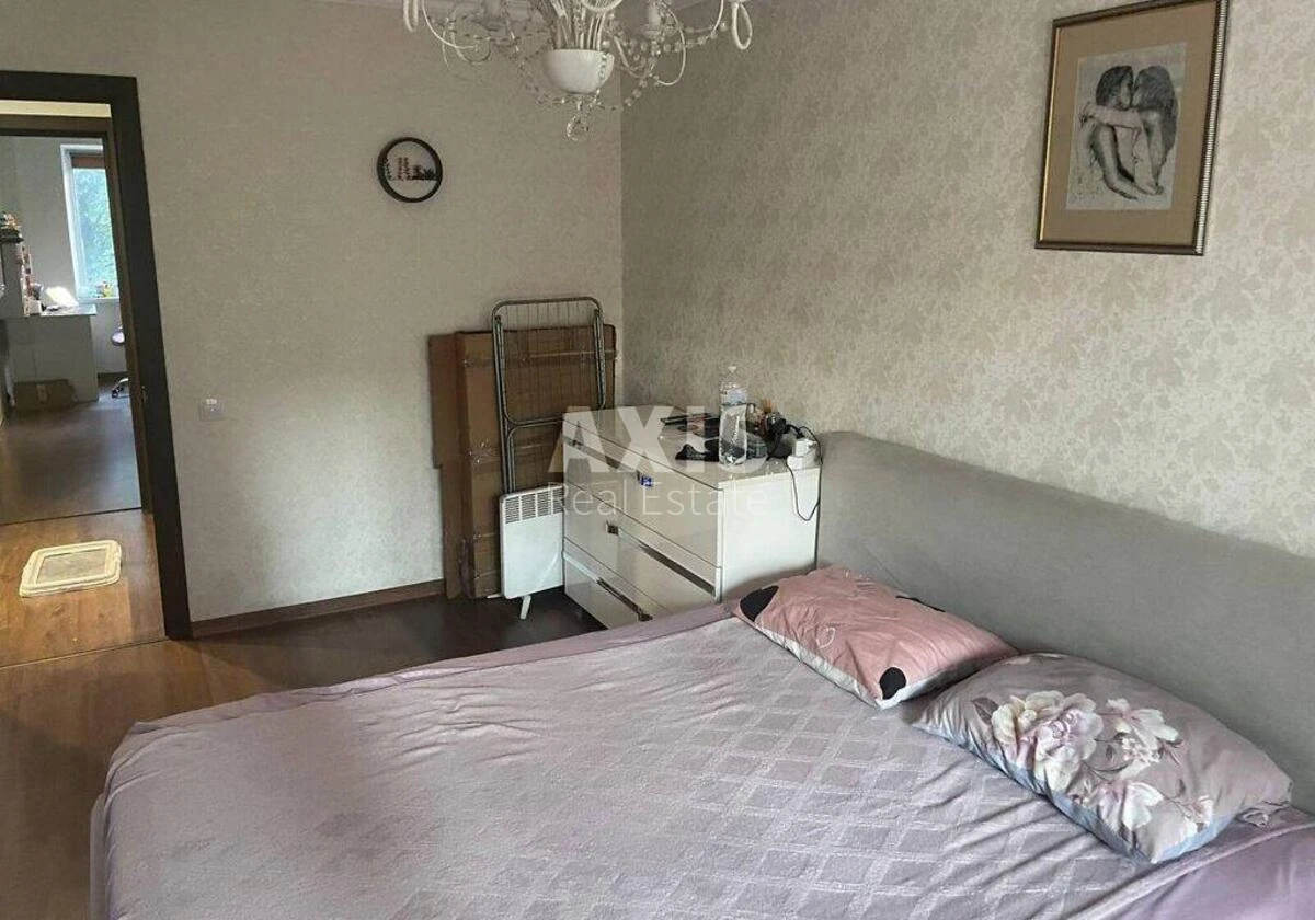 3к квартира ул. Вышгородская сорок семь Б707044