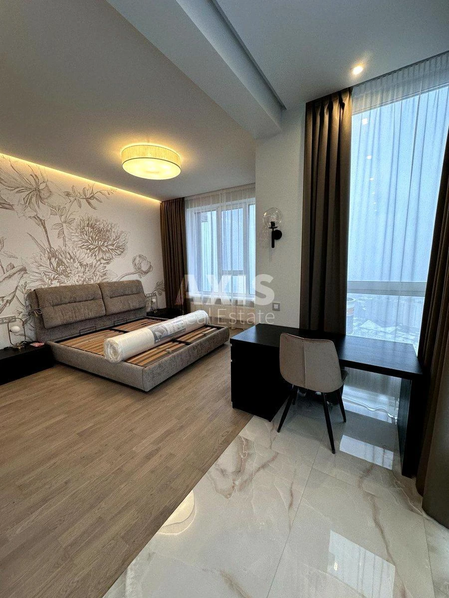 3к квартира ул. Василия Тютюнника 28А6793316