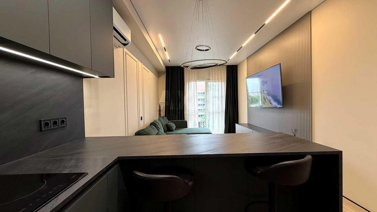 2к квартира ул. Михаила Максимовича 24В705828