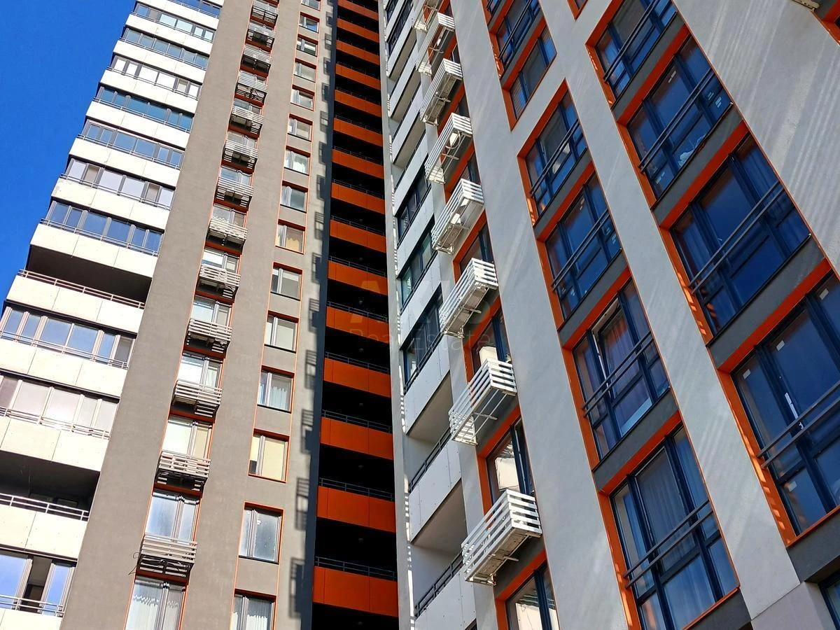 2k apartment nab. Dniprovs'ka 18Б7032715