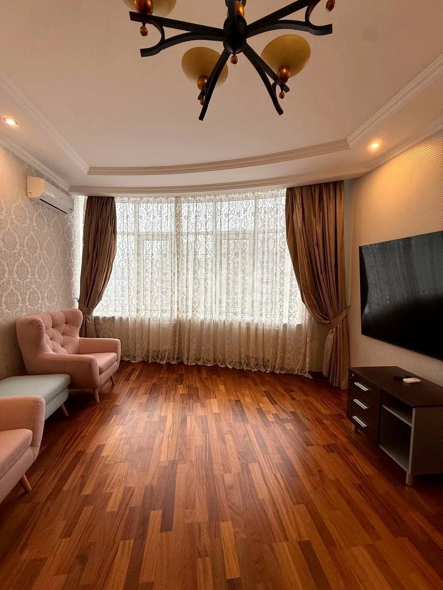 3k apartment vul. Antonovycha 103688564