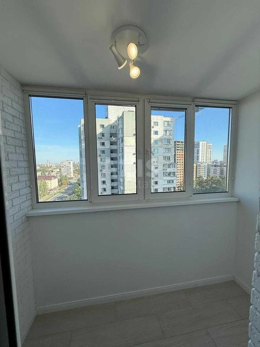 1k apartment pr-t Yevropeyskoho Soyuzu 109А7188217