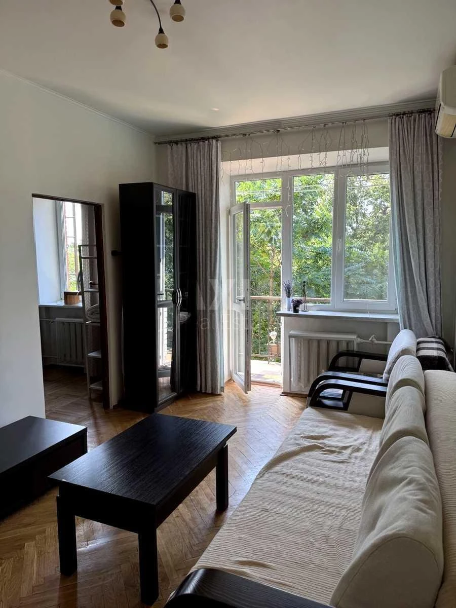 2к квартира ул. Госпитальная 27039711