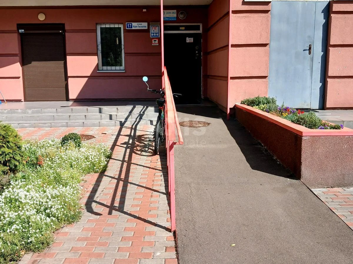 Office vul. Jurija Pashalina 17, 100m2704385
