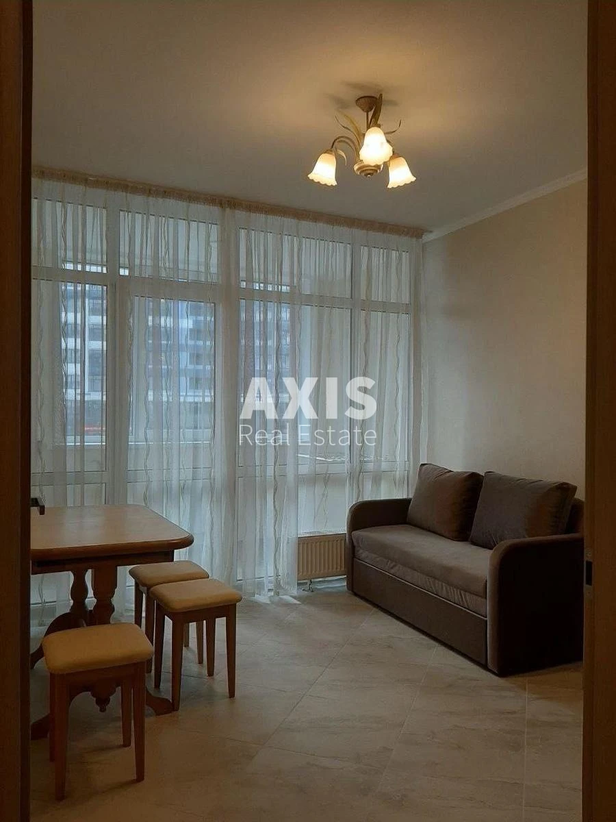 1k apartment vul. Sverstjuka Jevgena 4359540