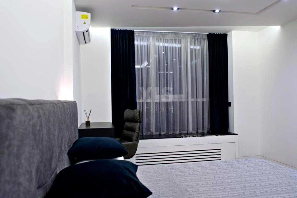 2k apartment pr-t Berestejskij 5В7044610