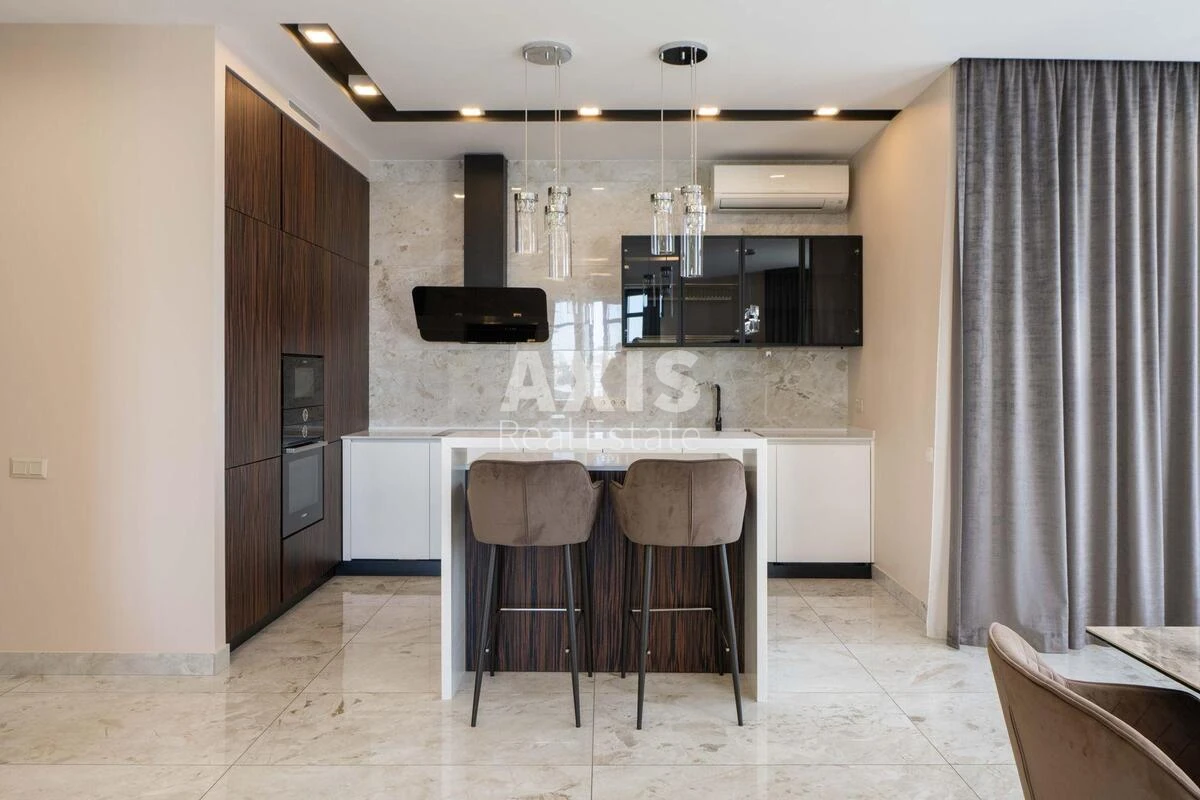 4k apartment vul. Strutyns'kogo Sergija 2589541