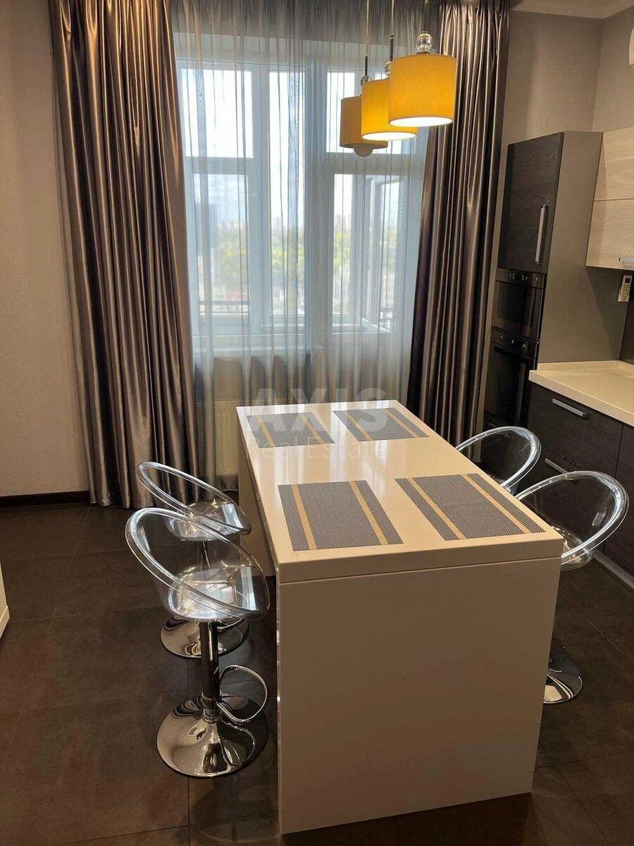 2k apartment vul. Vasylya Tyutyunnyka 37/1676100