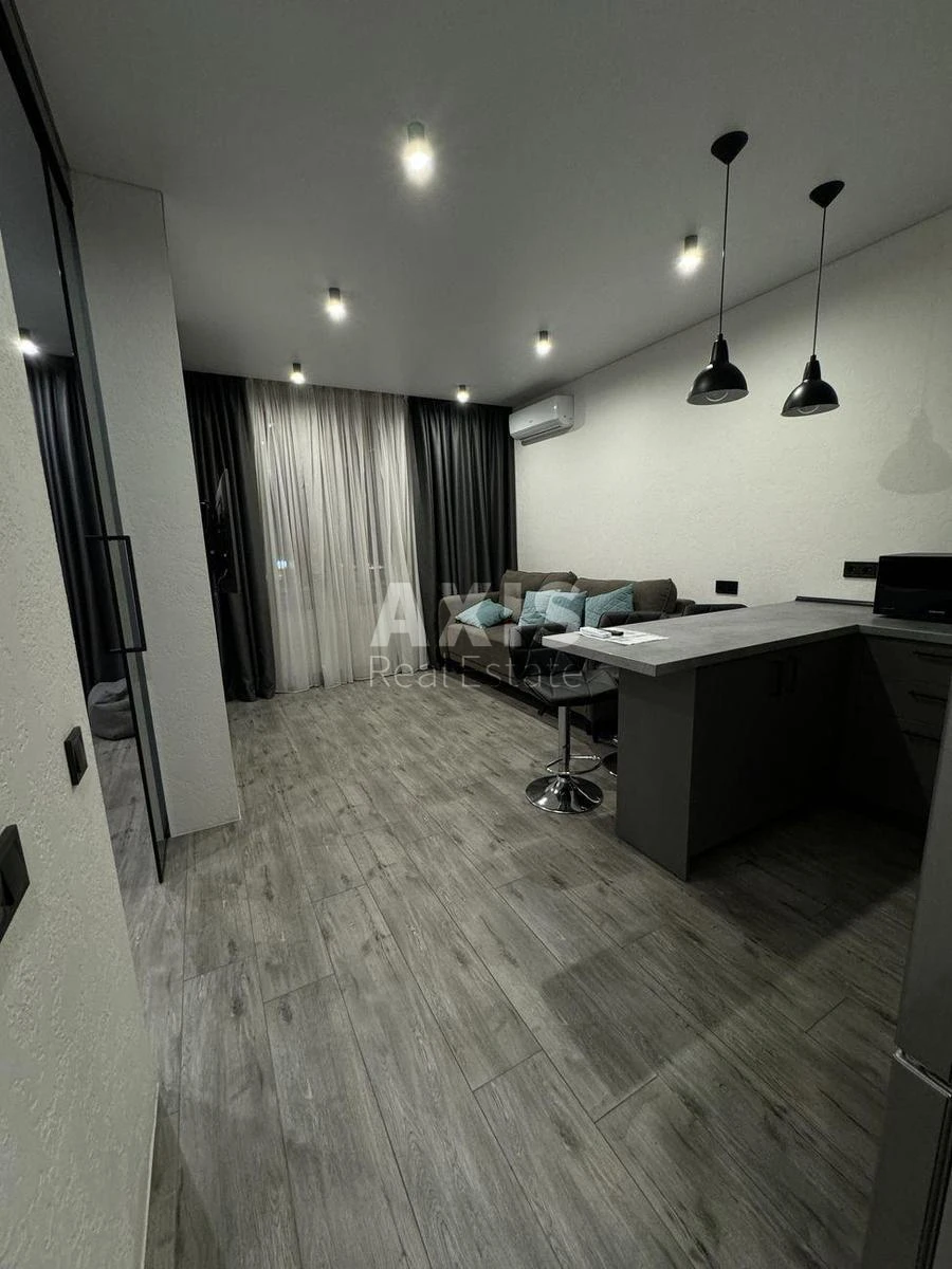 1k apartment pr-t Yevropeyskoho Soyuzu 39B454632