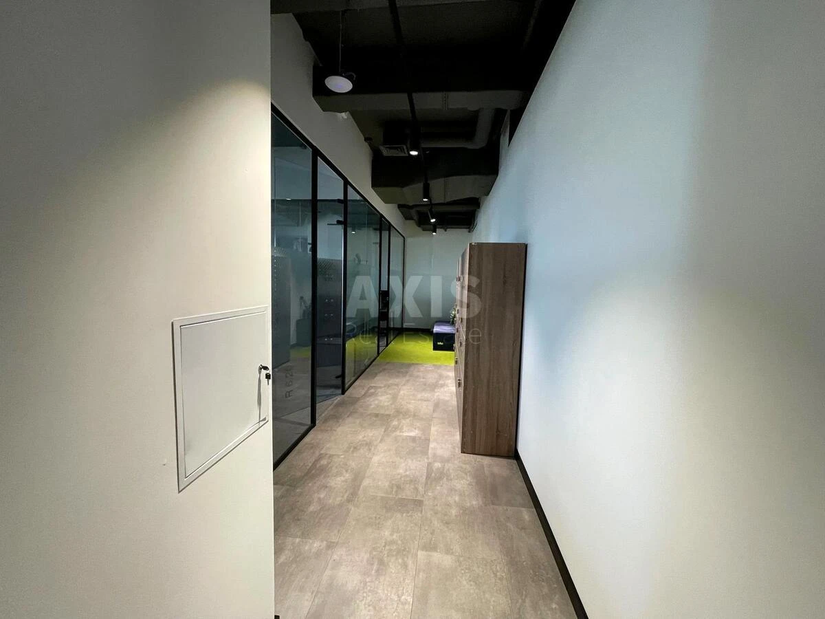 Office vul. Garmatna 4, 972m2677665