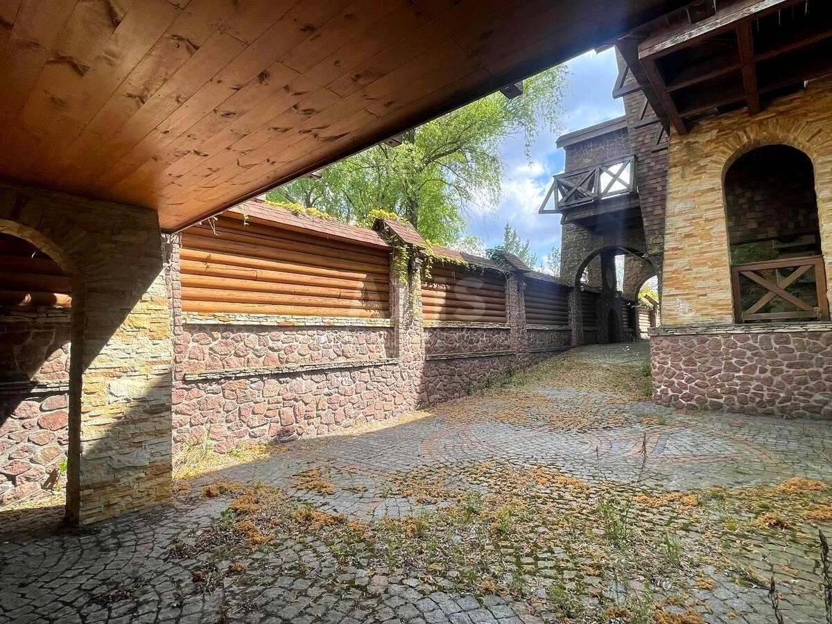 Дoм ул. Виноградная, 1200м2, город Киев6940219