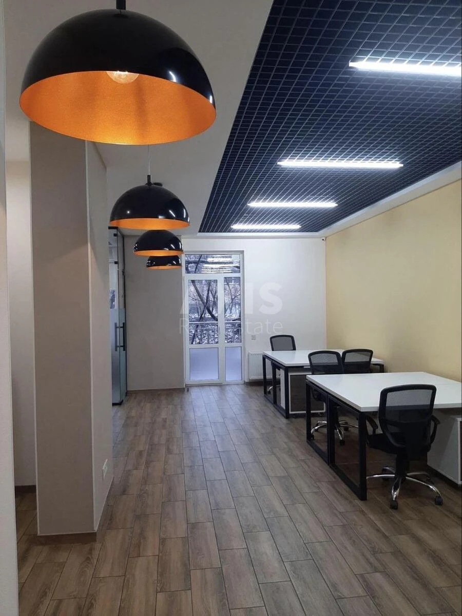 Офис ул. Евгения Коновальца 36Е, 65м2708971