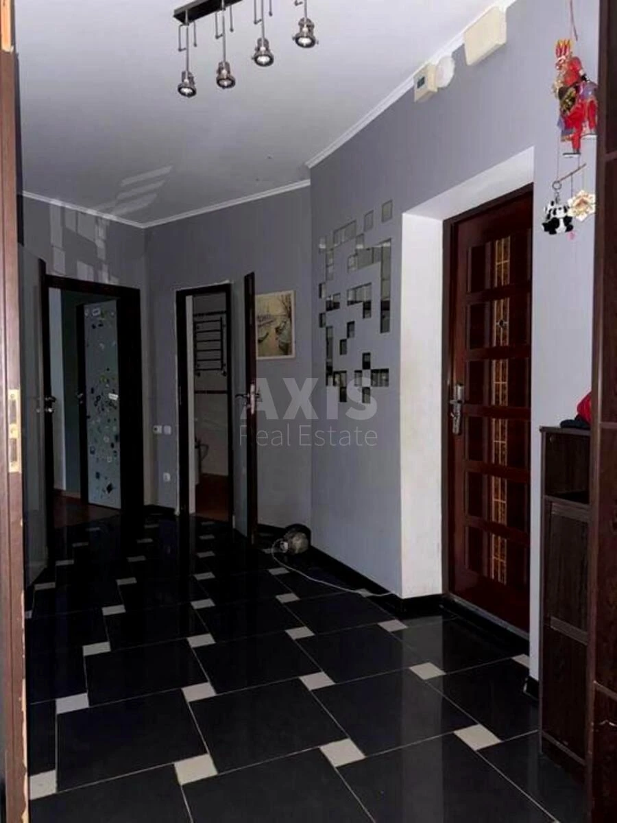 2k apartment vul. Sribnokil's'ka 1664656