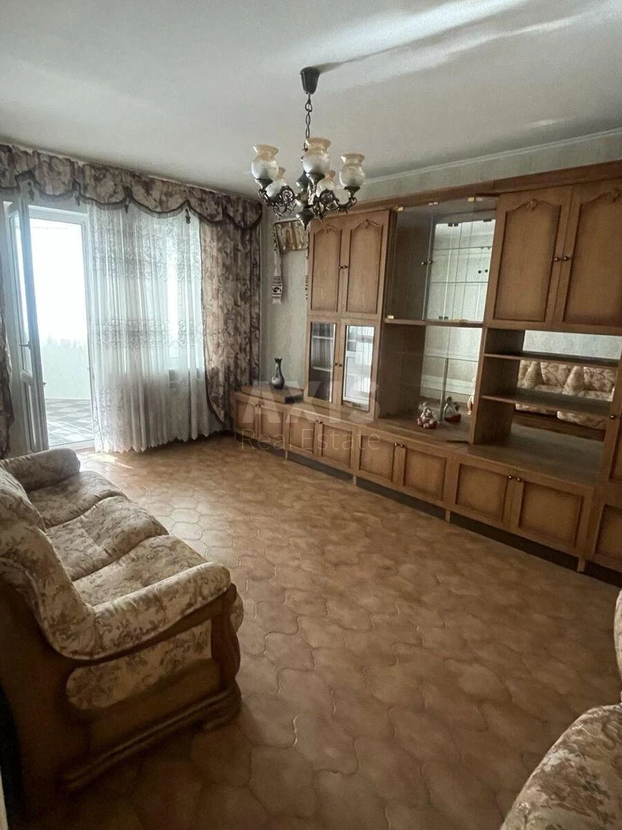 3k apartment vul. Pryrichna 37641542