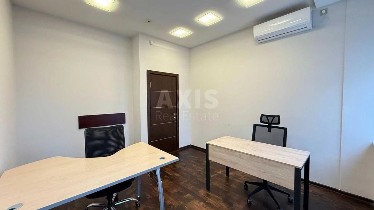 Office vul. Mechnykova 2, 168m2675504