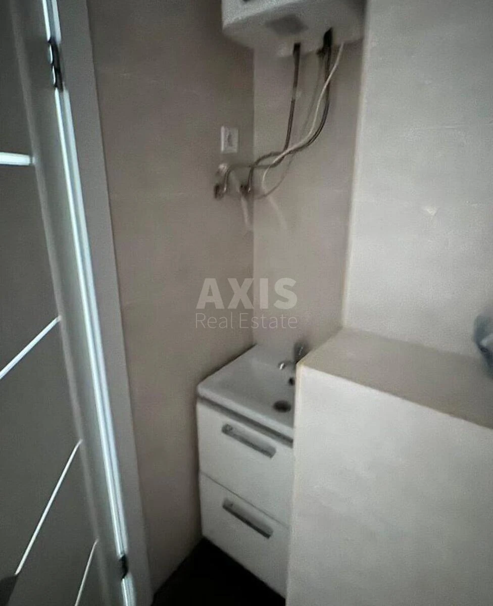 Объект торговли ул. Салютная 2, 52м2602363