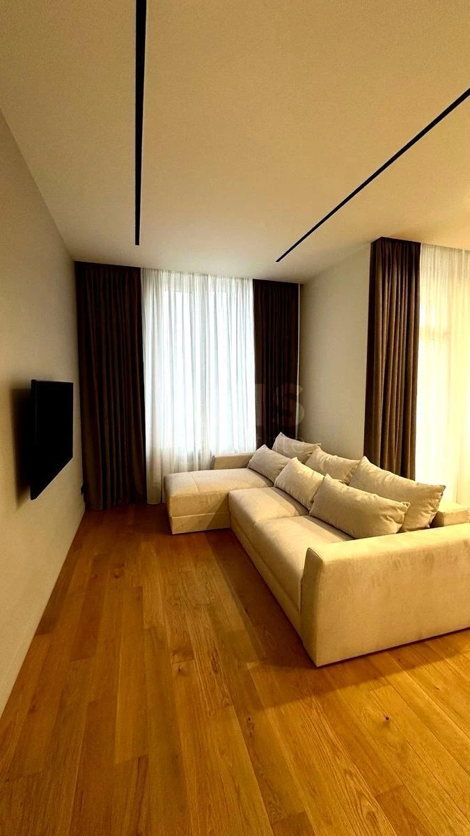 2k apartment nab. Dniprovs'ka 18Б7032712
