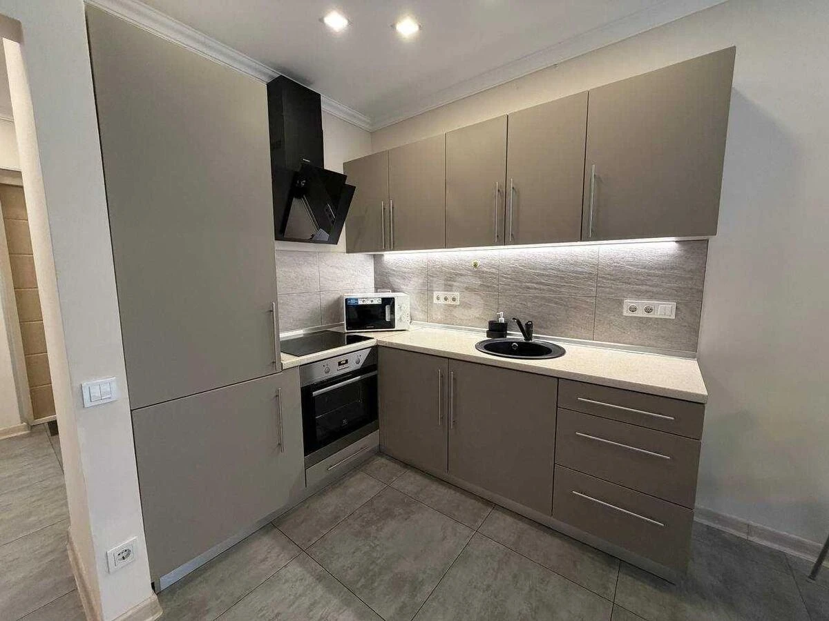 1k apartment vul. Petryc'kogo Anatolija 176564011