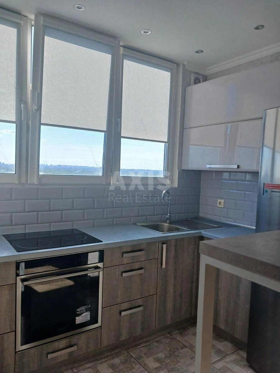 2k apartment vul. Ronalda Reyhana 4065653