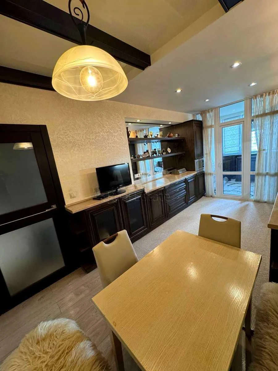 2k apartment pr-t Lobanovs'kogo 4704161