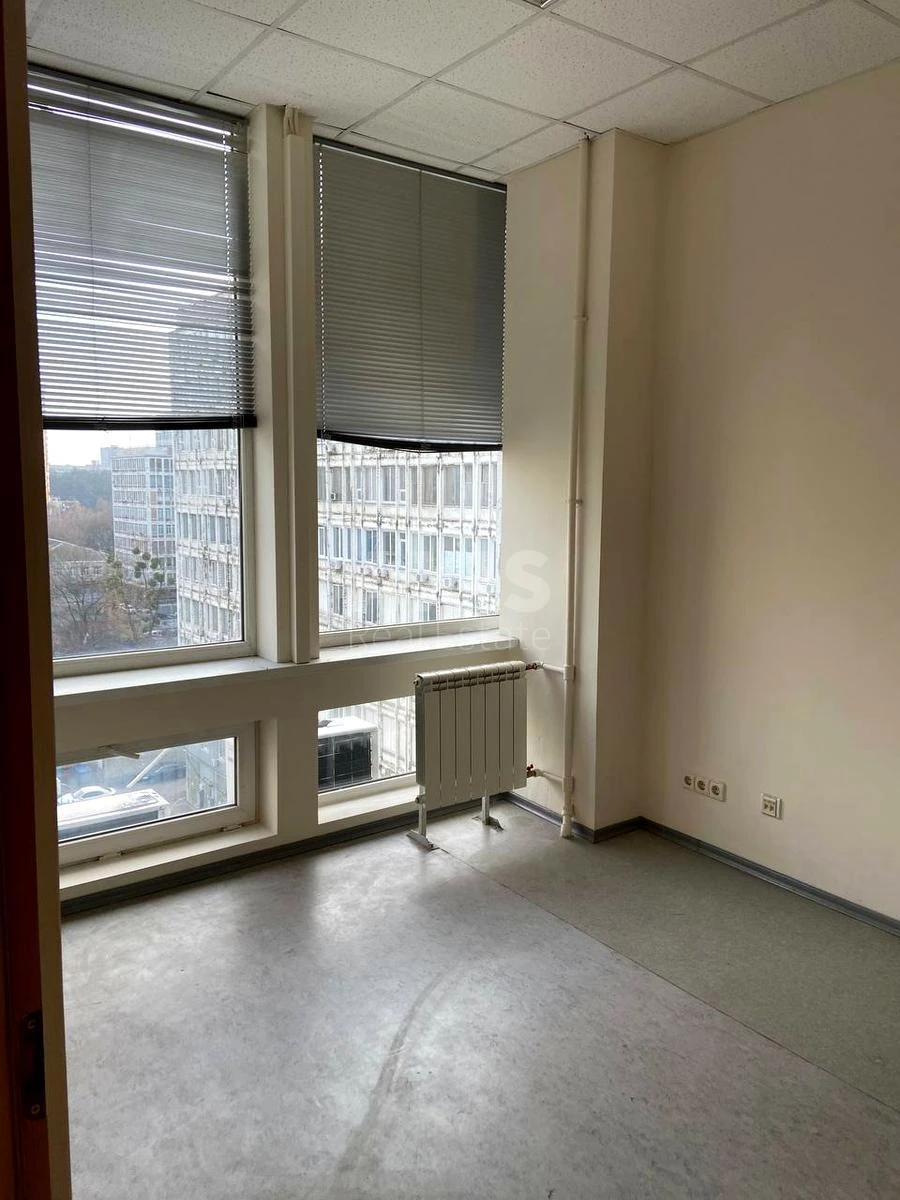 Office vul. Lypkivs'kogo Vasylja Mytropolyta 45, 90m2657401