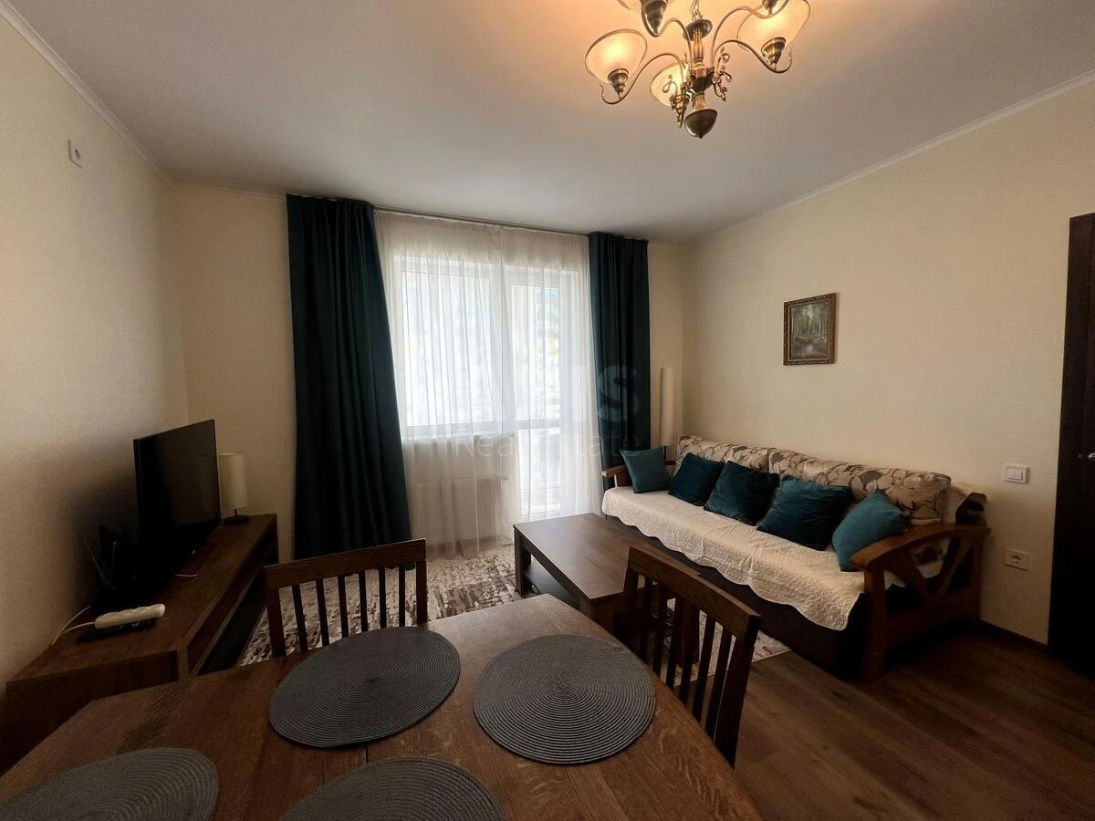 2k apartment vul. Grechka Marshala 10Ж657689