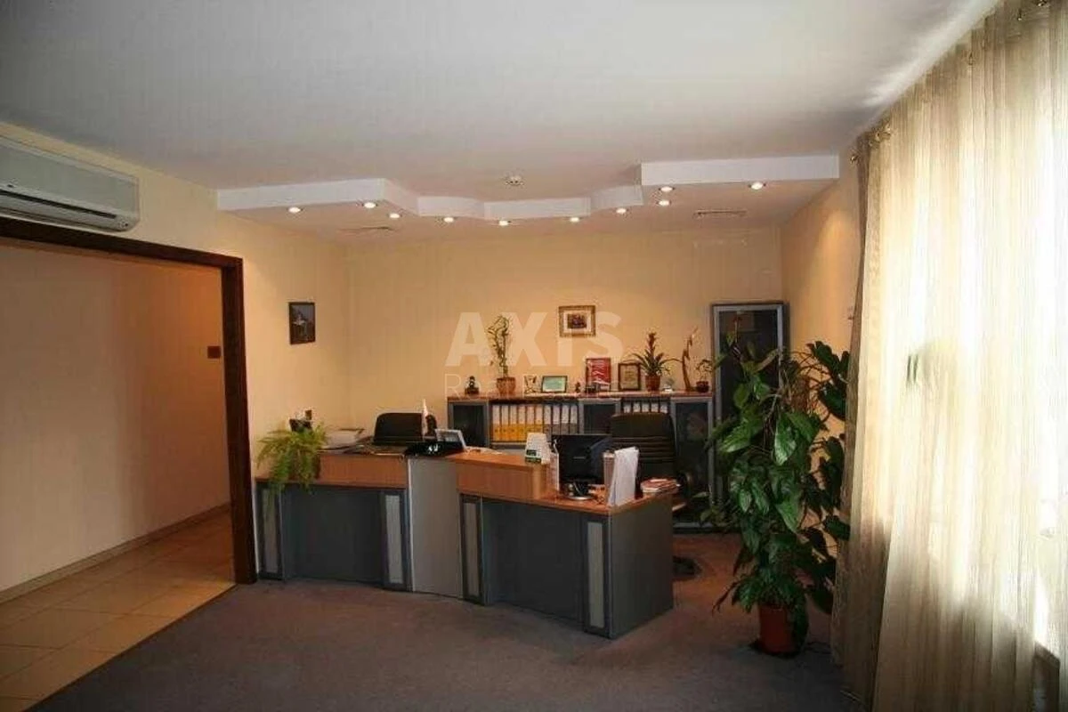 Office vul. Fedorova Ivana 32А, 1922m2673986