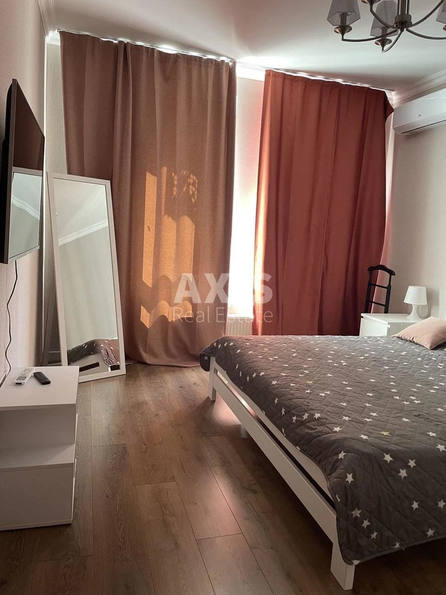 1k apartment vul. Svyatoslava Khorobroho 3358544