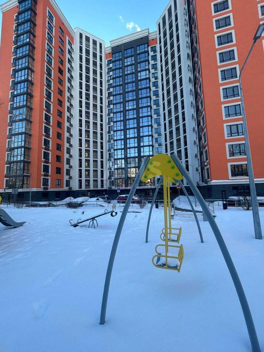 2к квартира ул. Львовская 1