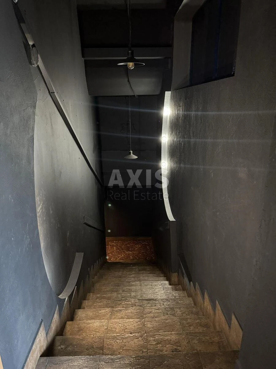 Объект торговли ул. Сверстюка Евгения 1В, 106м2556984