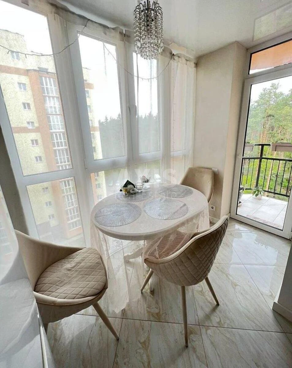 4k apartment vul. Matykina Generala 12515830