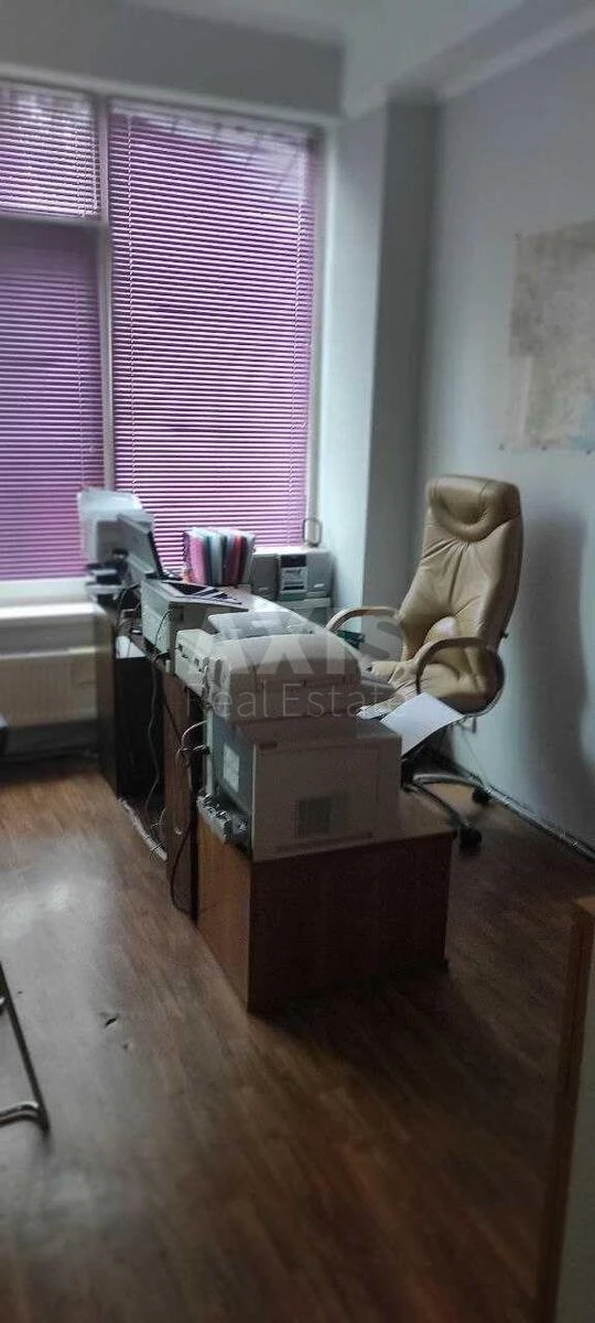 Офис ул. Митрополита Андрея Шептицкого 22А, 162м2609403