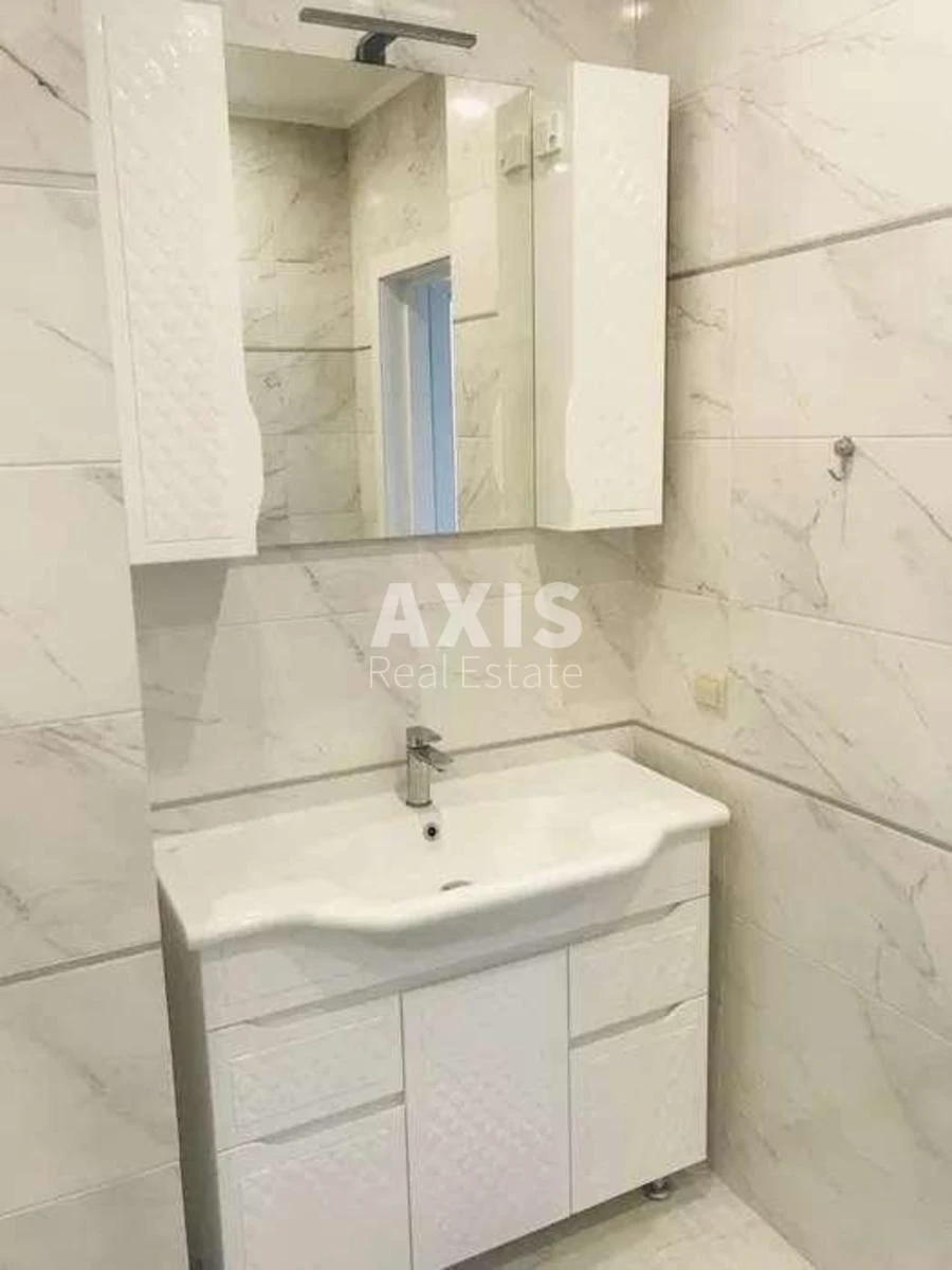 4k apartment vul. Zhmachenka Generala 28252054