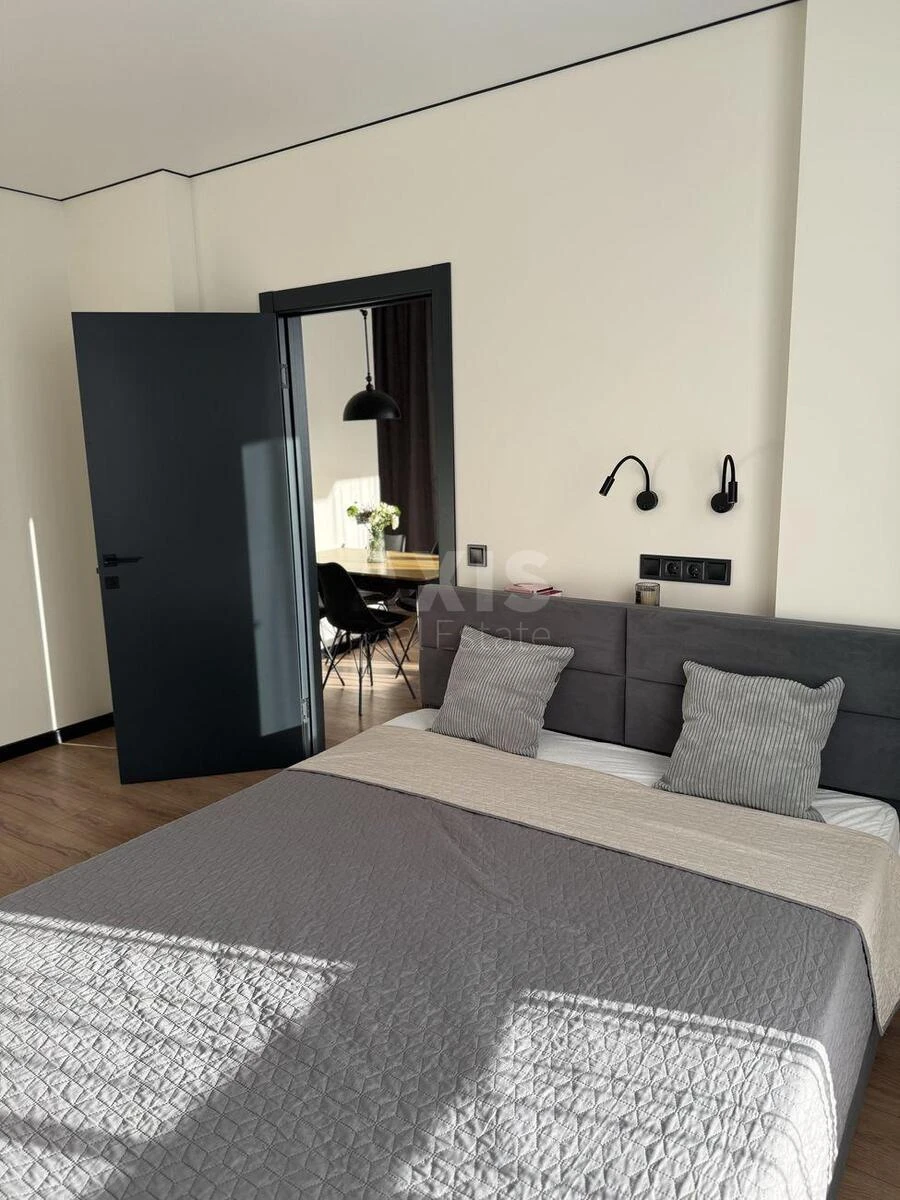 1k apartment shose Stolychne 9678567