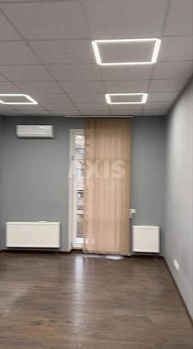 Office vul. Jevgena Konoval'cja 36Е, 100m2684022