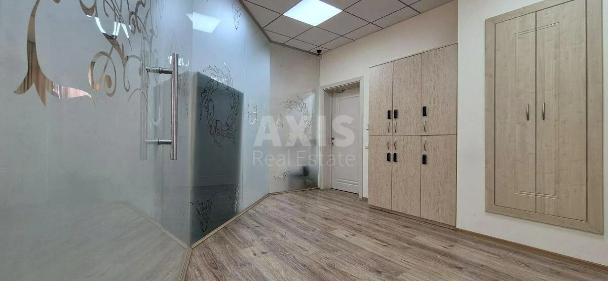 Office bul. Lesi Ukrai'nky 7Б, 200m26665915