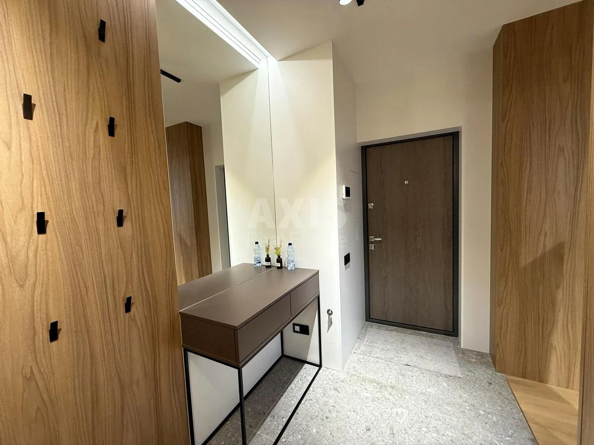 2k apartment vul. Saljutna 2Б663927