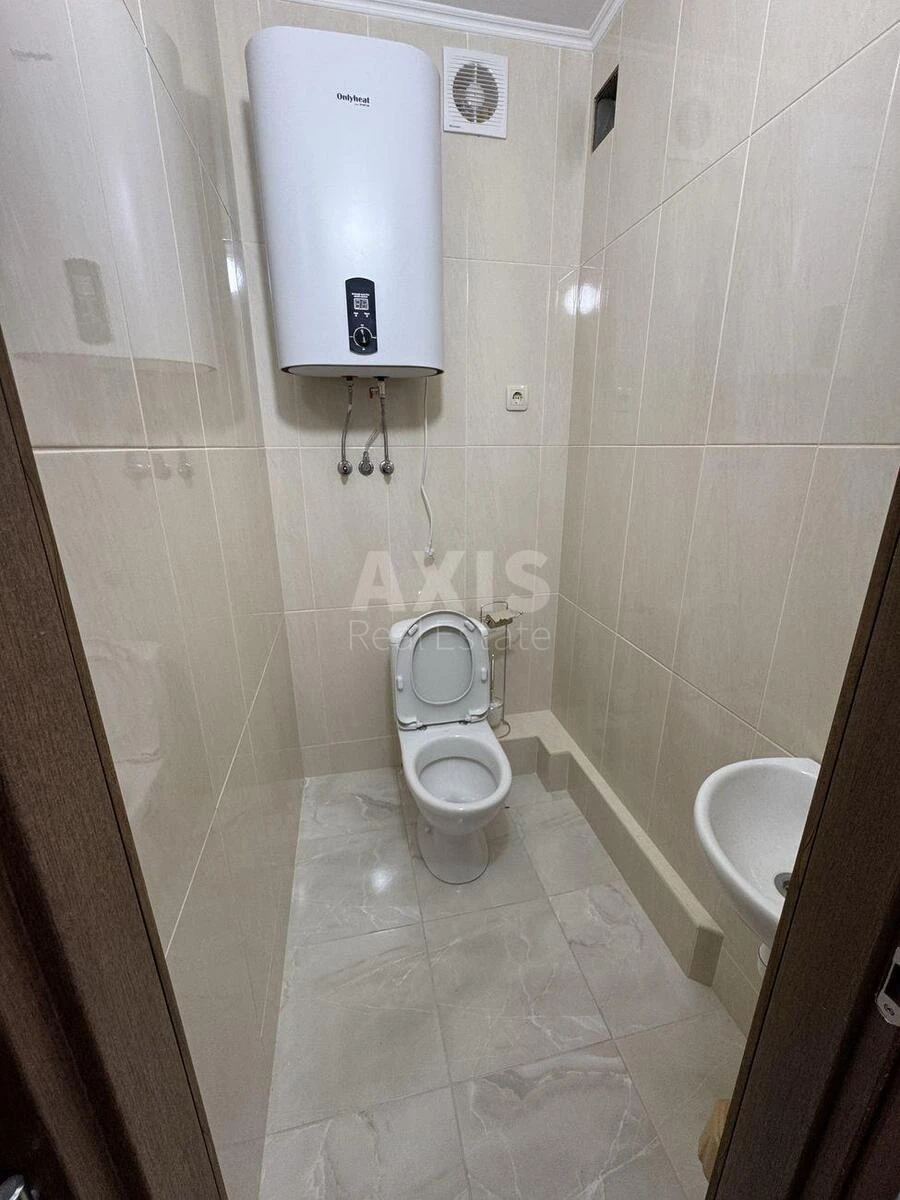 1k apartment vul. Konopljans'ka 22Б695624