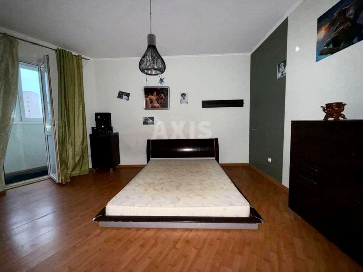 2k apartment vul. Sribnokil's'ka 1664653